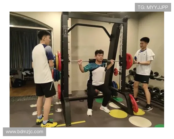 成都羽毛球队在挑战赛中的耐力表现分析与点评探讨